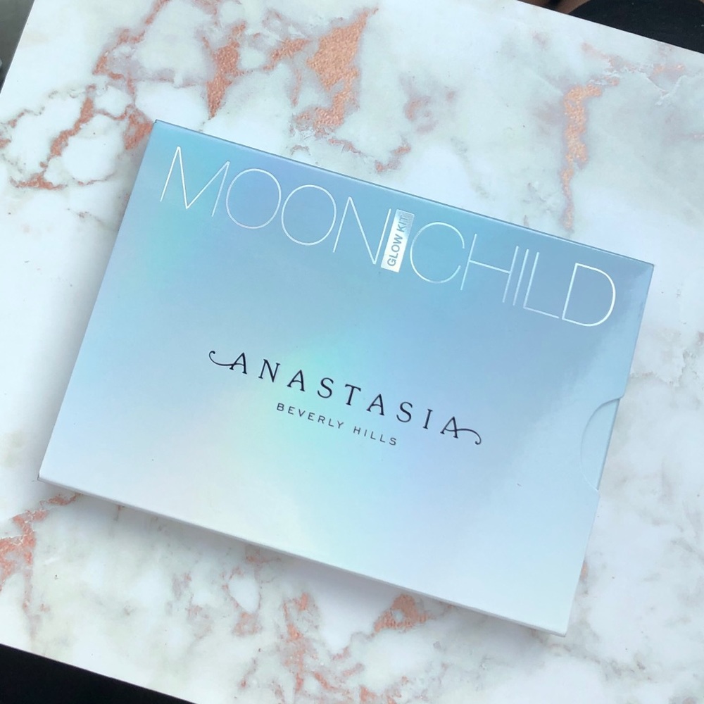 Anastasia Beverly Hills Glow Kit in Moonchild
